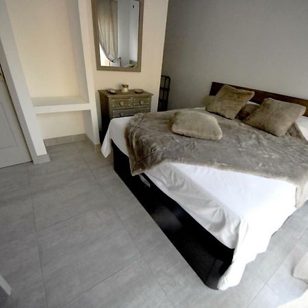 Chambres D'Hotes Des Huppes Nîmes Kültér fotó
