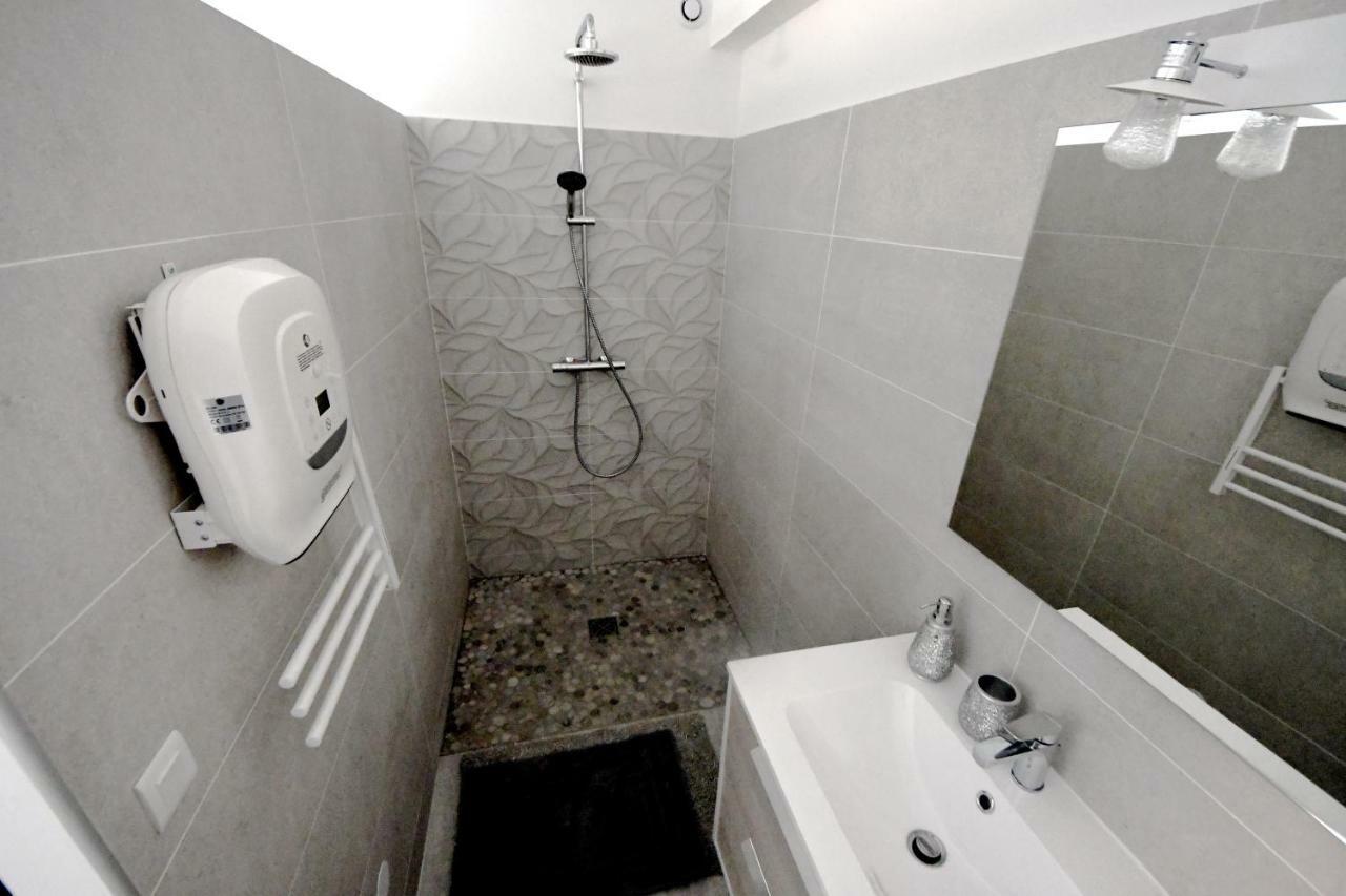 Chambres D'Hotes Des Huppes Nîmes Kültér fotó